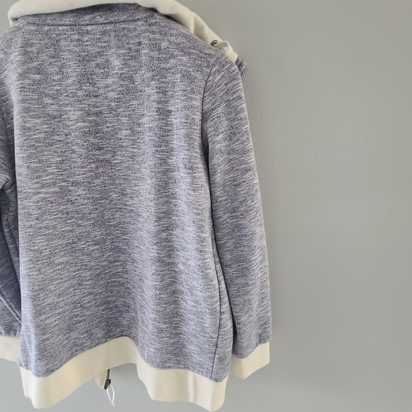 New Women's jacket - Picture 9 of 10